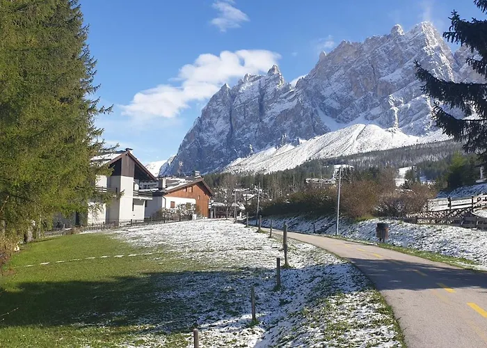 Hotel Bellaria - Cortina D'Ampezzo - Free Parking